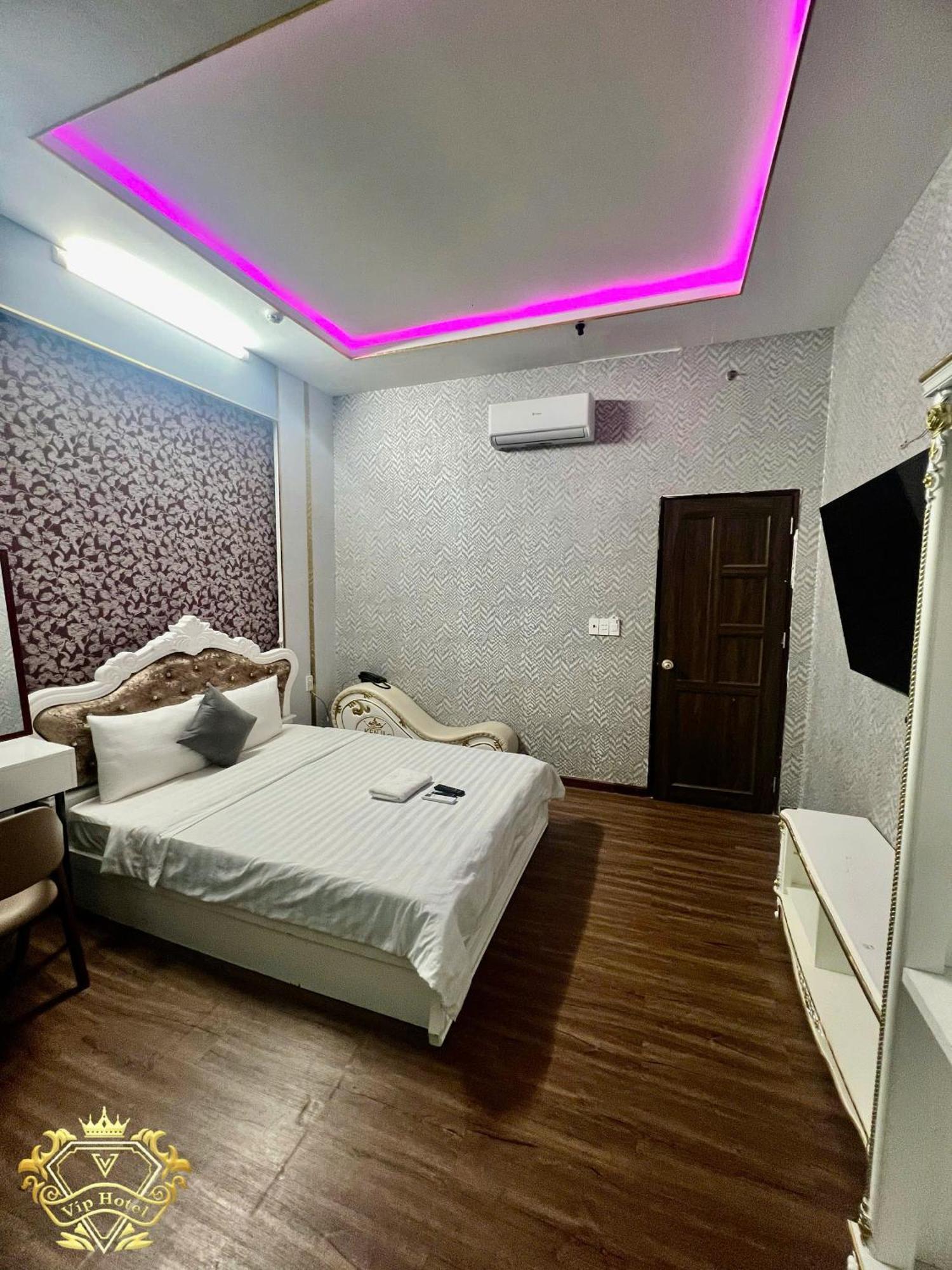 Vip Hotel Ho Chi Minh City Exterior photo